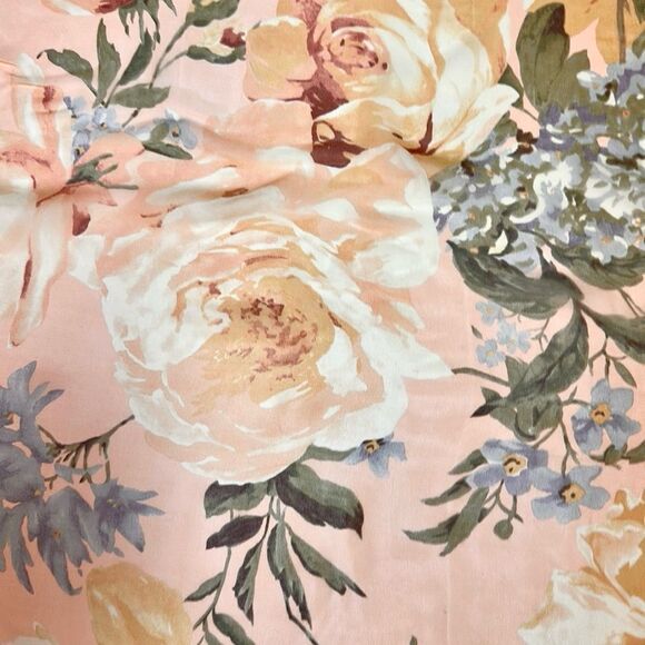 Ellen Tracy Silk Square Scarf Peach Roses Floral Print Lightweight Chiffon - Picture 3 of 10